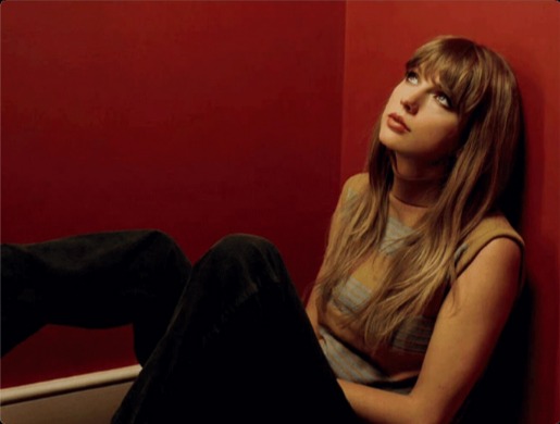 跟着 Taylor Swift 霉霉专辑封面9图学配色